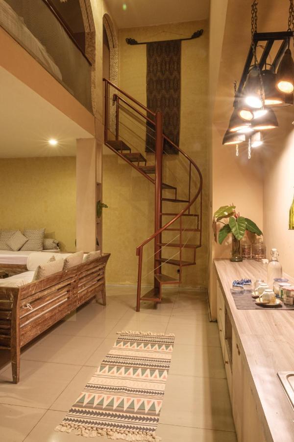 Ruth'S Bed & Breakfast Lembang Exterior foto