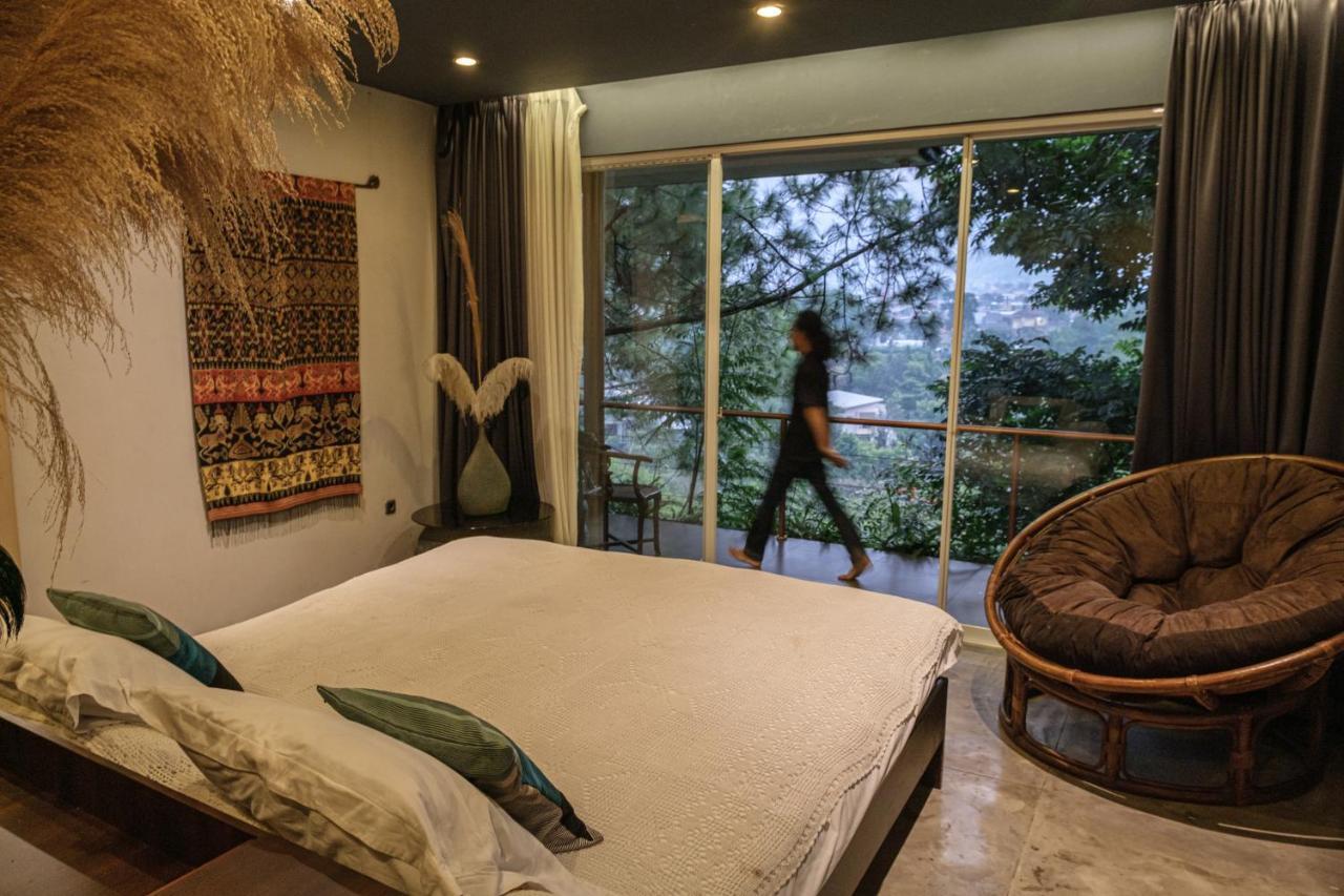 Ruth'S Bed & Breakfast Lembang Exterior foto